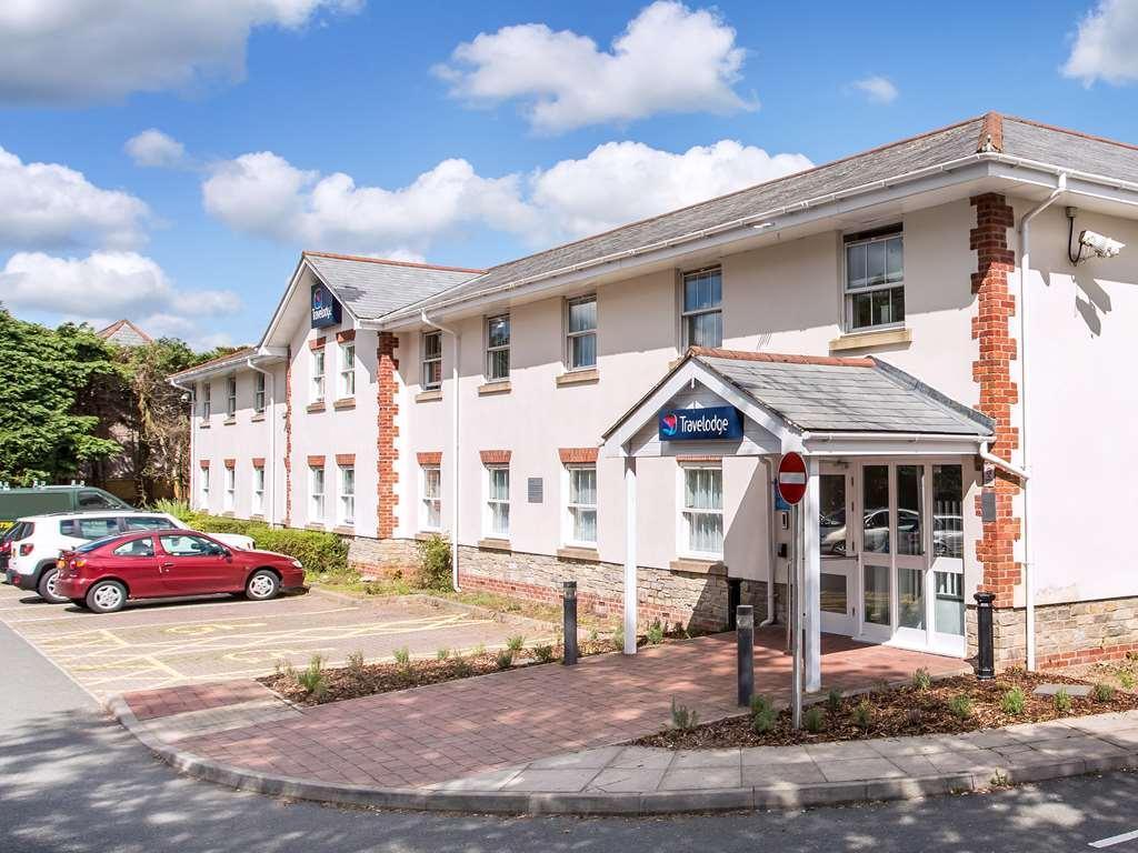 Travelodge Plymouth Roborough Екстер'єр фото